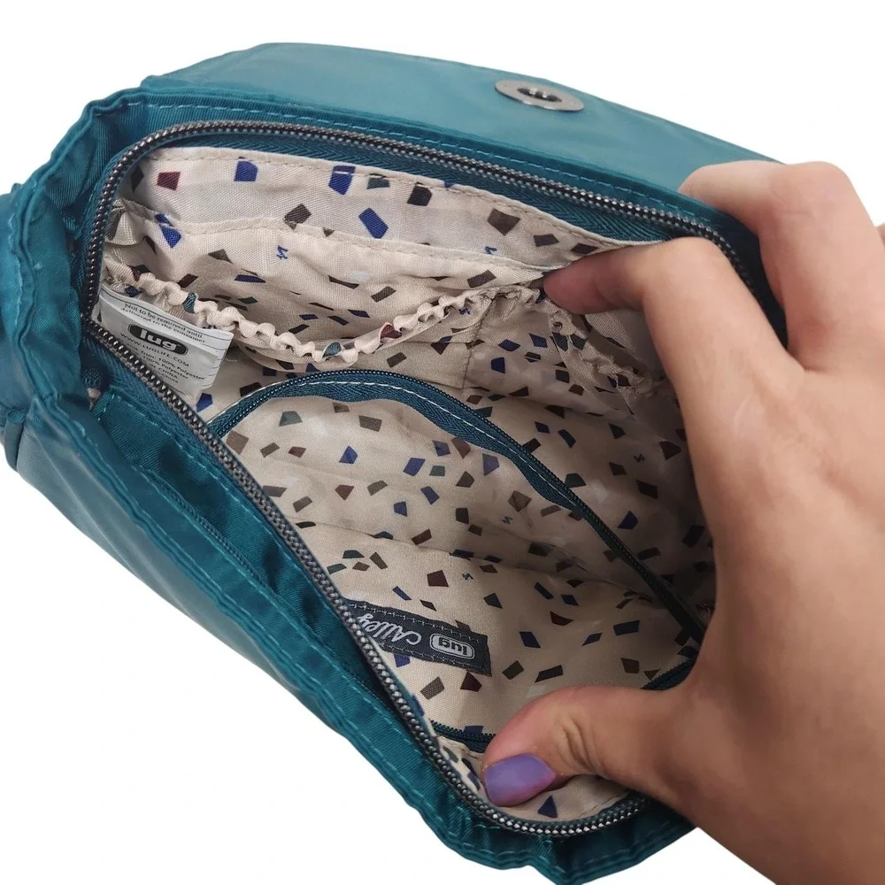 LUG Allegro Clutch Bag Womens Small Teal Green Quilted Turn Lock Purse